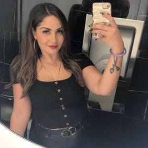 Meet your Posher, Jenna